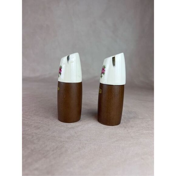 1960s Vintage Wooden Rose Mod MCM Salt and Pepper Shakers - Picture 3 of 7